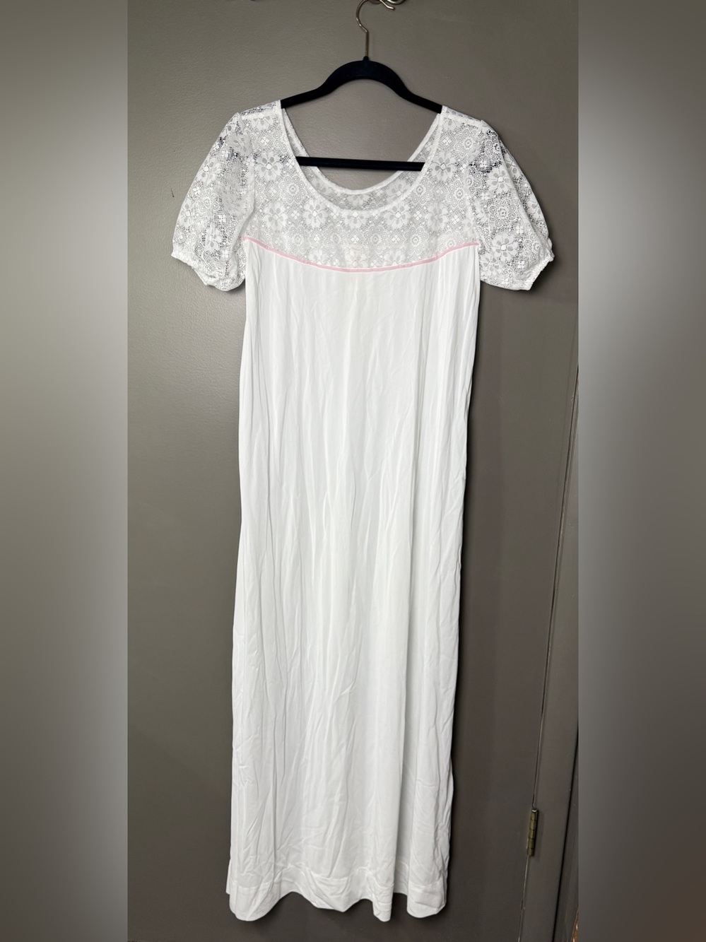 Vintage Le Voys Night Gown Sheer Peignoir Small Petite White Lace Wedding Pink